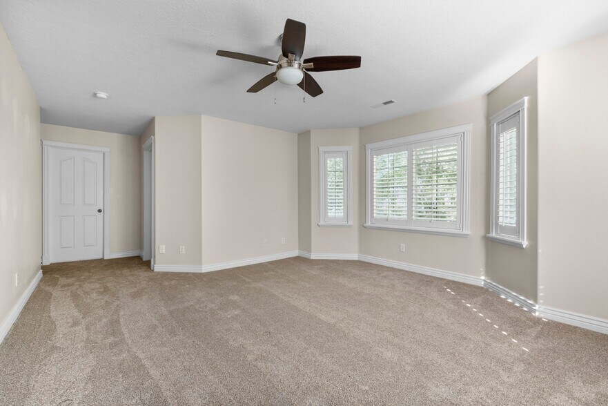 Master Bedroom(2nd floor) - 1807 Skyline Dr