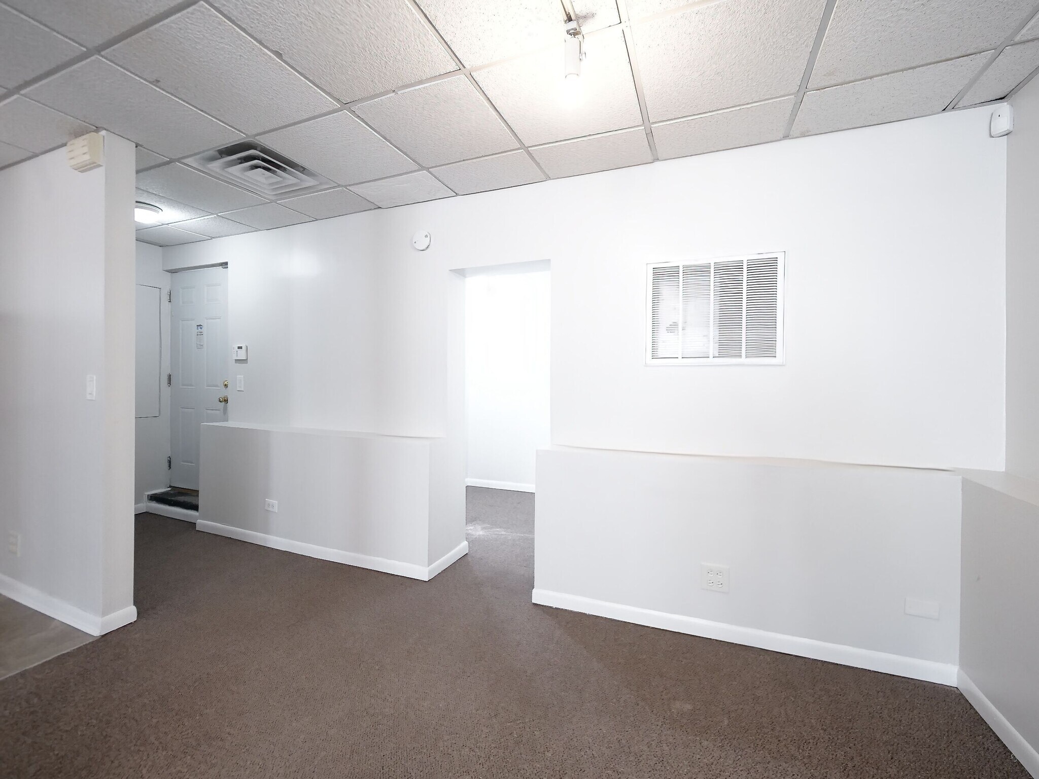 Building Photo - 4344 N Western Ave