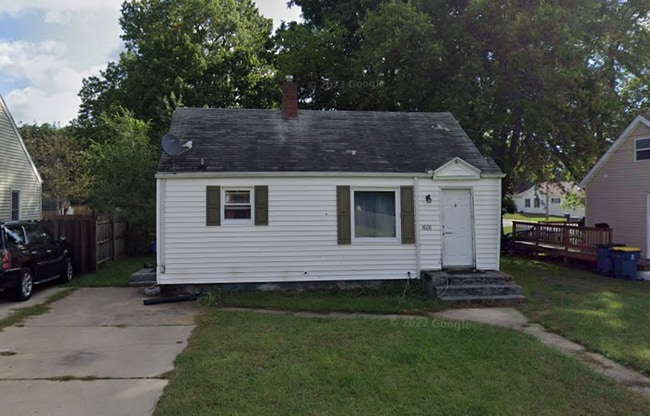 Primary Photo - 1808 N Merrifield Ave