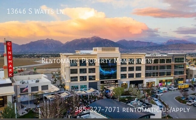 Building Photo - 13646 S Watts Ln