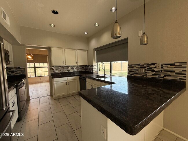 Building Photo - 3611 N 109th Dr