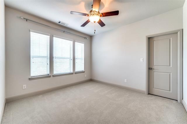 Building Photo - 870 Redstem Dr