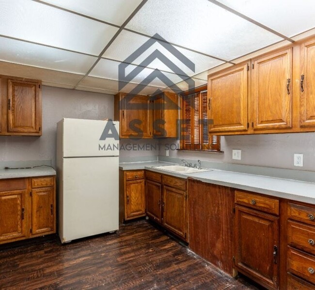 Building Photo - 4-Bed Home Available for Lease & Rent to Own!