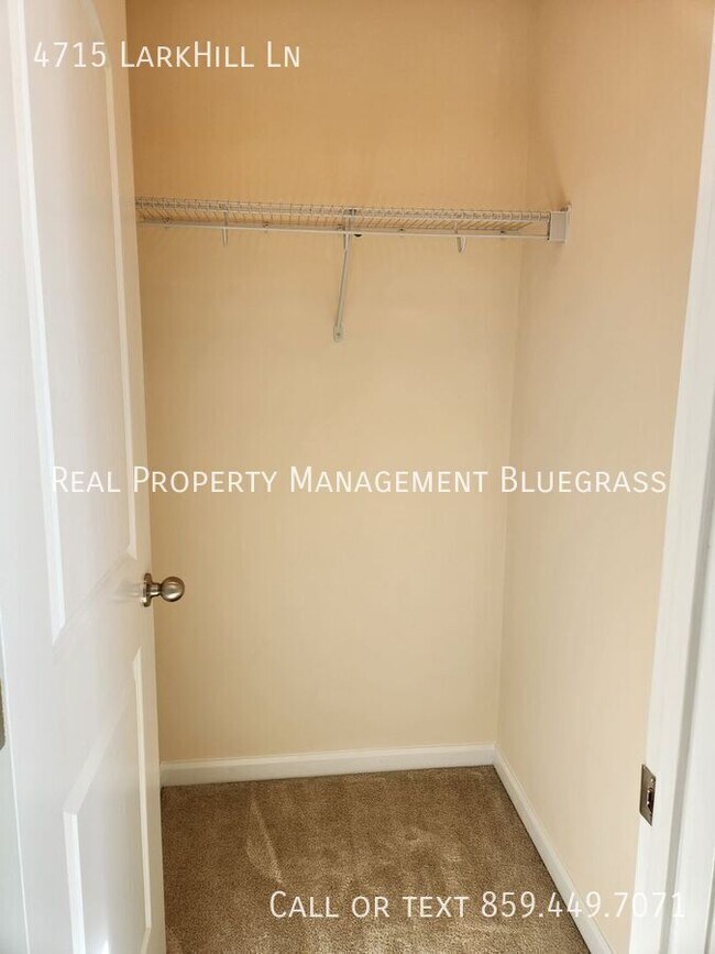 Building Photo - 4715 Larkhill Ln