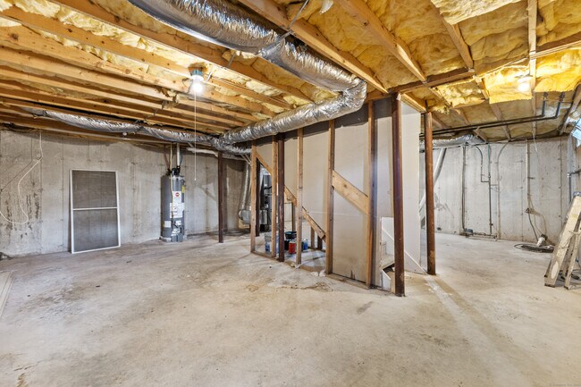 Building Photo - 36 Vincent St