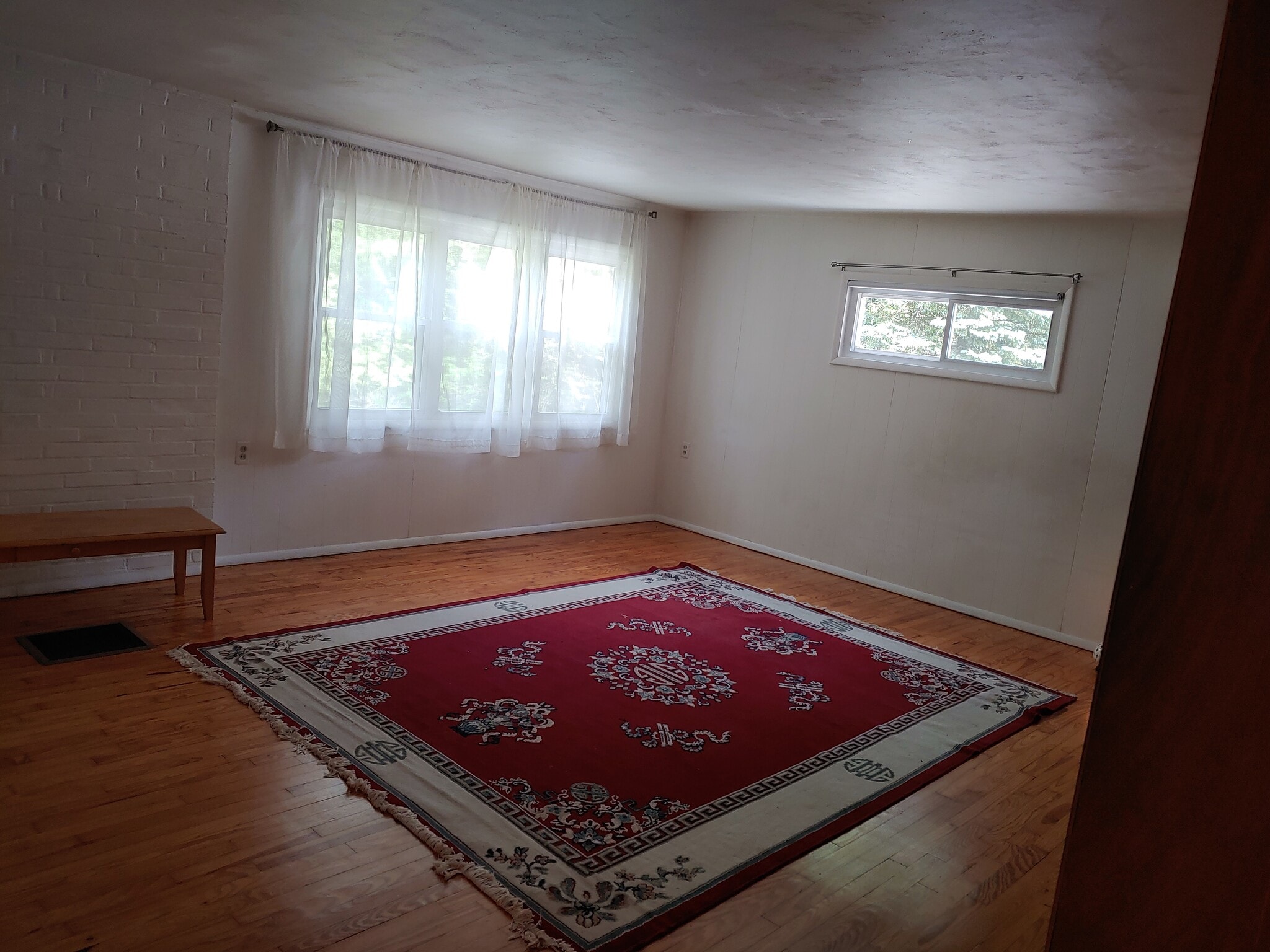 Master Bedroom - 2660 Fish Hatchery Rd