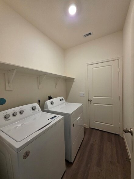 Building Photo - 5903 Grantgrala Dr