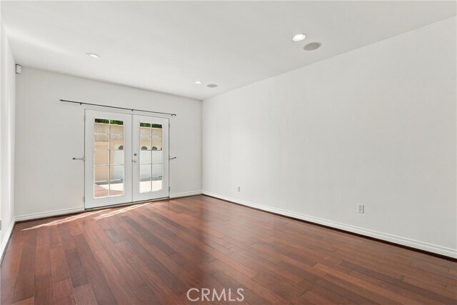 Building Photo - 642 N Crescent Heights Blvd
