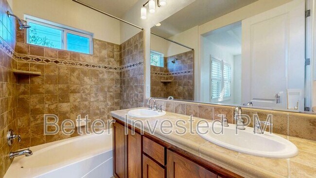 Building Photo - 4053 Calloway Dr