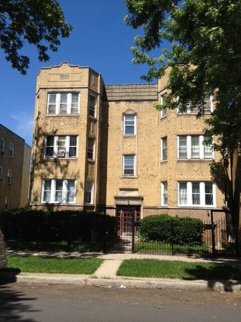 Building Photo - 6214 N Mozart St