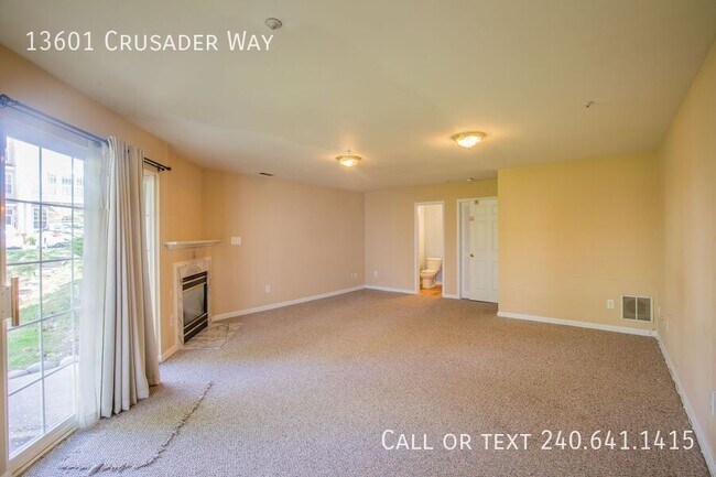 Building Photo - 13601 Crusader Way