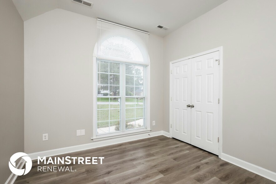 Building Photo - 5232 Springhouse Farm Rd