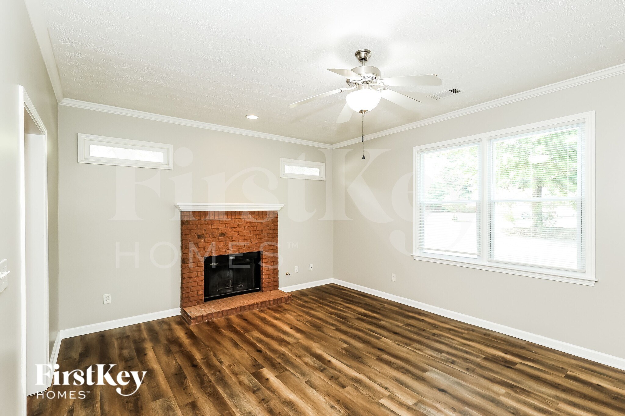 Building Photo - 1717 W Taylor Ave