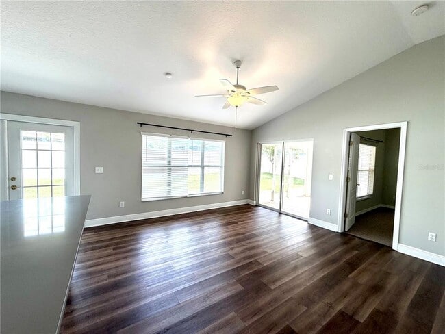 Building Photo - 227 Traditions Dr