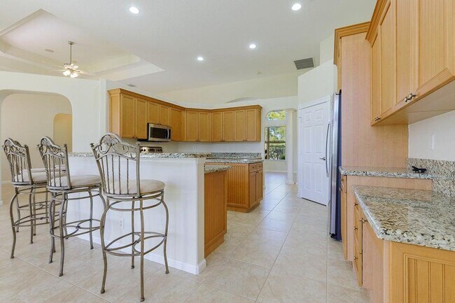 Building Photo - 14716 82nd St N