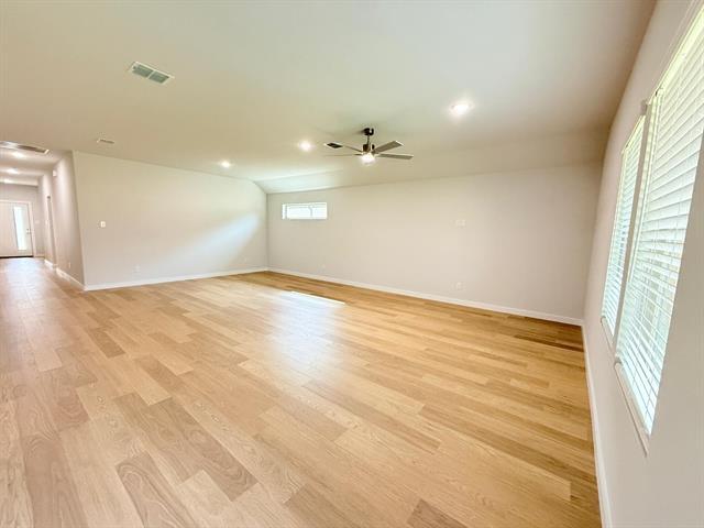 Building Photo - 1000 Rosemary Hl Dr