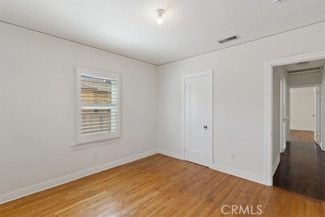 Building Photo - 5466 Templeton St