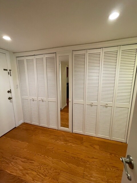 Building Photo - 451 S Barrington Ave