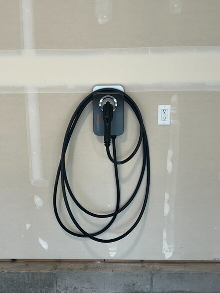 Building Photo - 946 Shadow Brk Ln