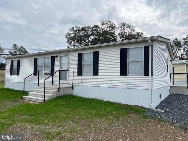 Building Photo - 65 Dugan Ct