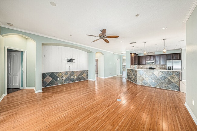 Building Photo - 1843 Mira Lago Cir
