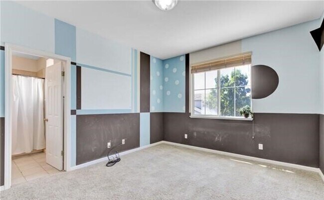 Building Photo - DREAMY 5 Bed/4 Bath OASIS - Discovery Bay