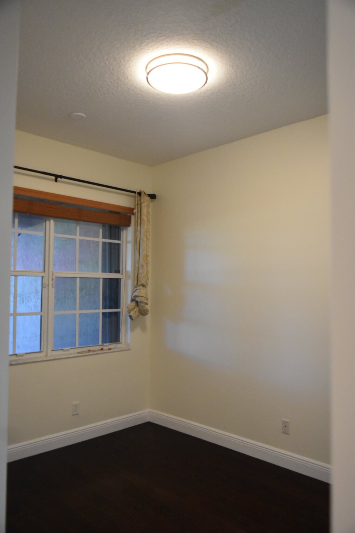 Building Photo - 3240 Fairway Cir