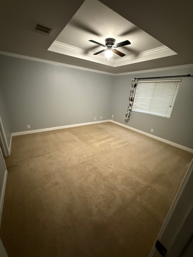 Building Photo - 215 Mallow Grove