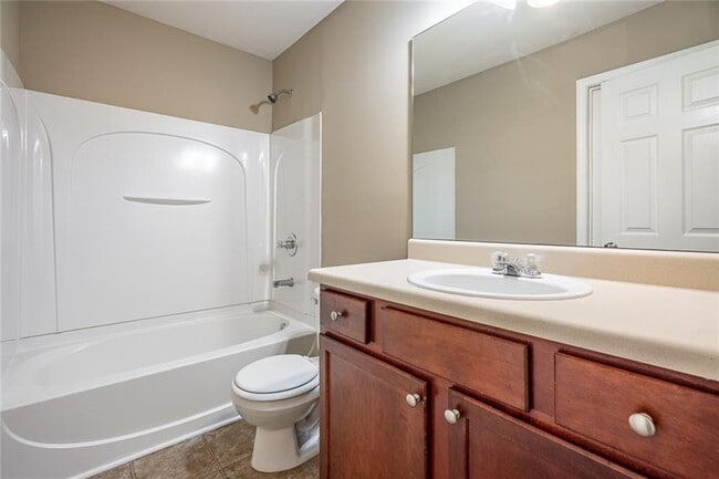 Building Photo - 3284 Sheffield Cir