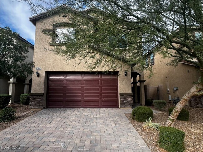 Primary Photo - 9265 Romance Diamond St