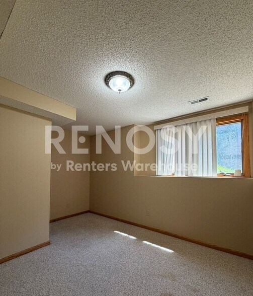 Building Photo - 12787 Germane Ave