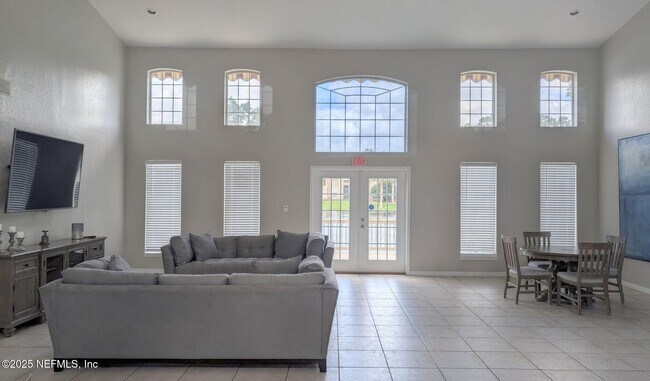 Building Photo - 10200 Belle Rive Blvd
