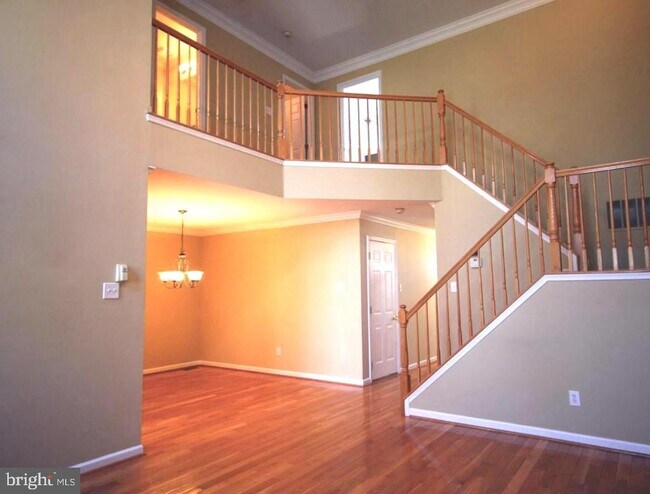 Building Photo - 508 Ascot Ct