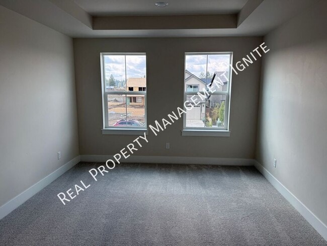 Building Photo - 60948 SE Apollo Pl