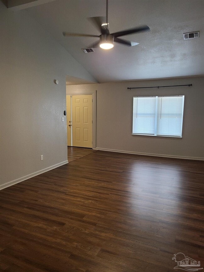 Building Photo - 6960 Klondike Rd