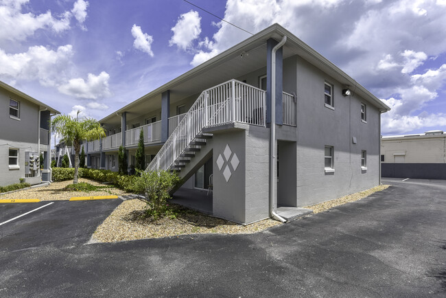 Building Photo - 436 Auburn Dr