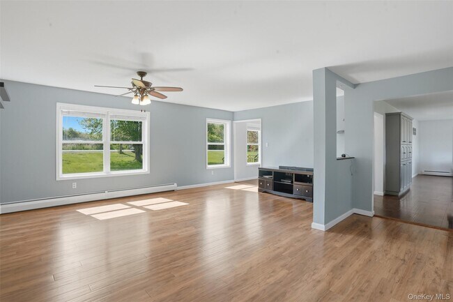Building Photo - 34 Rombout Rd
