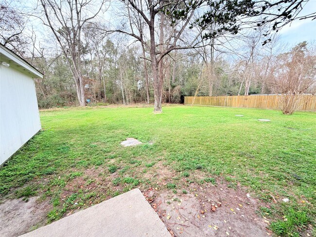 Building Photo - 22176 Heatherwood Dr