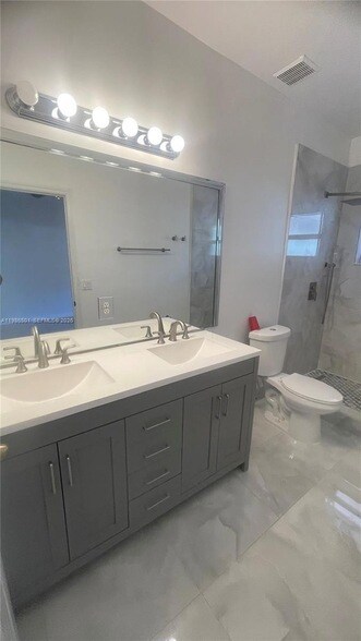 Building Photo - 21331 SW 87th Ct