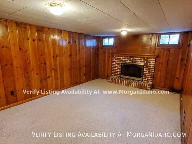 Building Photo - 1501 W Dewey St
