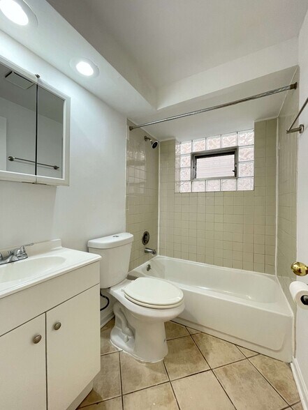 Building Photo - 2036 N 72nd Ct