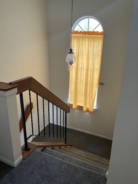 Building Photo - 839 Dracut Ln