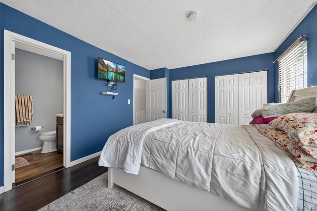 Building Photo - 12 Brook Dr