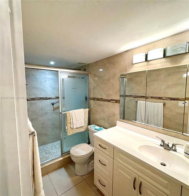 Building Photo - 3180 S Ocean Dr