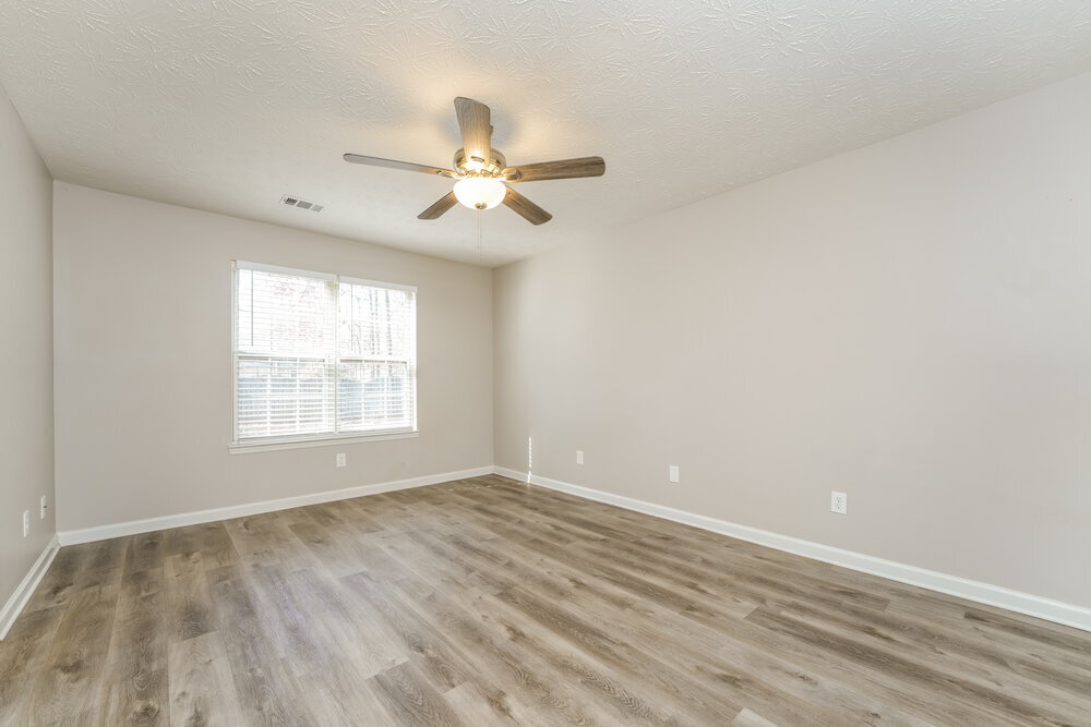 Building Photo - 731 Sugar Oak Ln