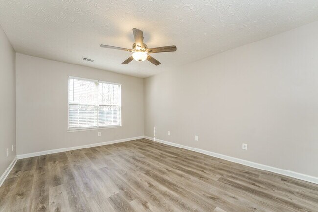 Building Photo - 731 Sugar Oak Ln