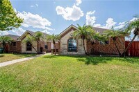 Building Photo - 11 Sheraton Ave