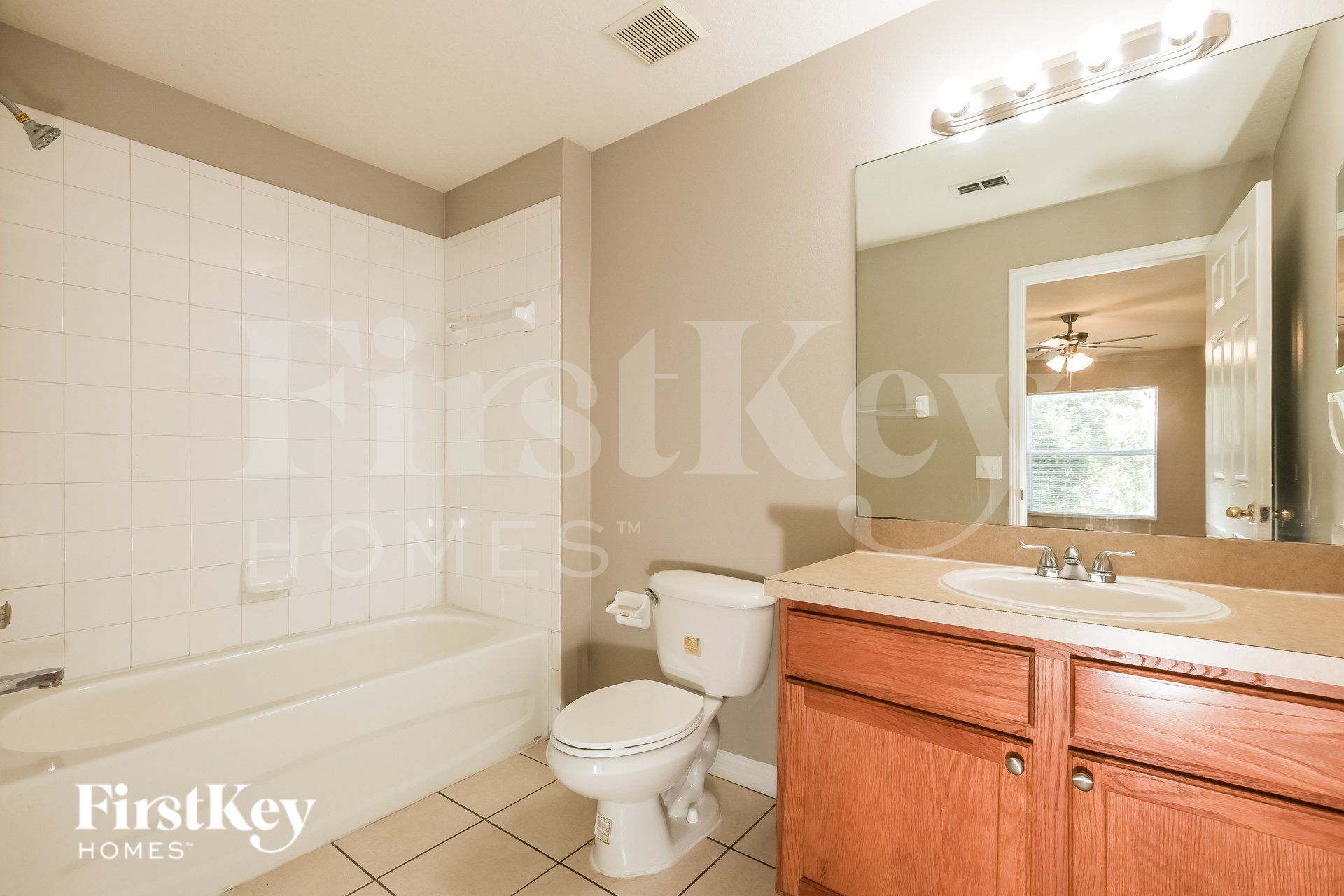 Building Photo - 1212 E 108th Ave