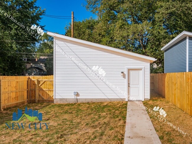 Building Photo - 2026 NEW YEAR SPECIAL! No App Fee! 3 Bed, 2.5 Bath Franklinton New Build Now Available!