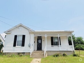 Building Photo - Bungalow with Large Yard